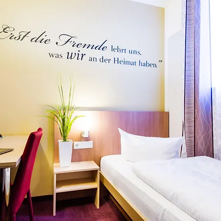 Hotel Mainstation 3*