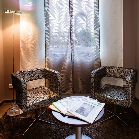 Mainstation Hotel 3*