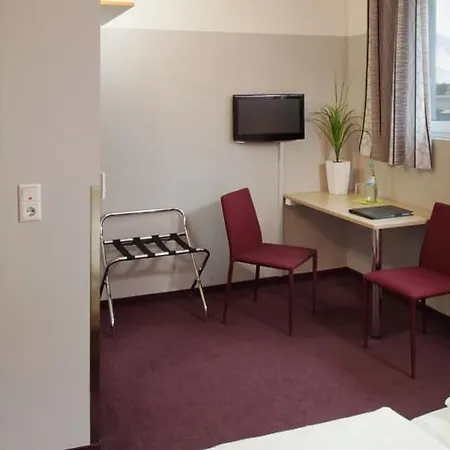 Hotel Mainstation